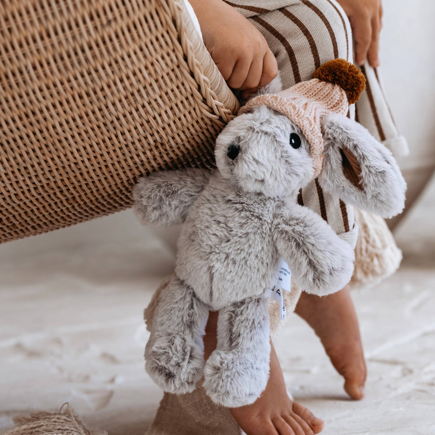 Edith Rabbit Medium