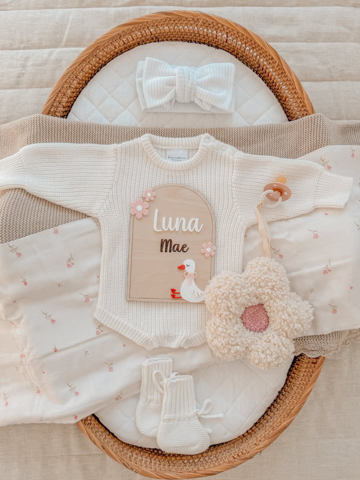 By Lulu Daisy Pacifier Holder