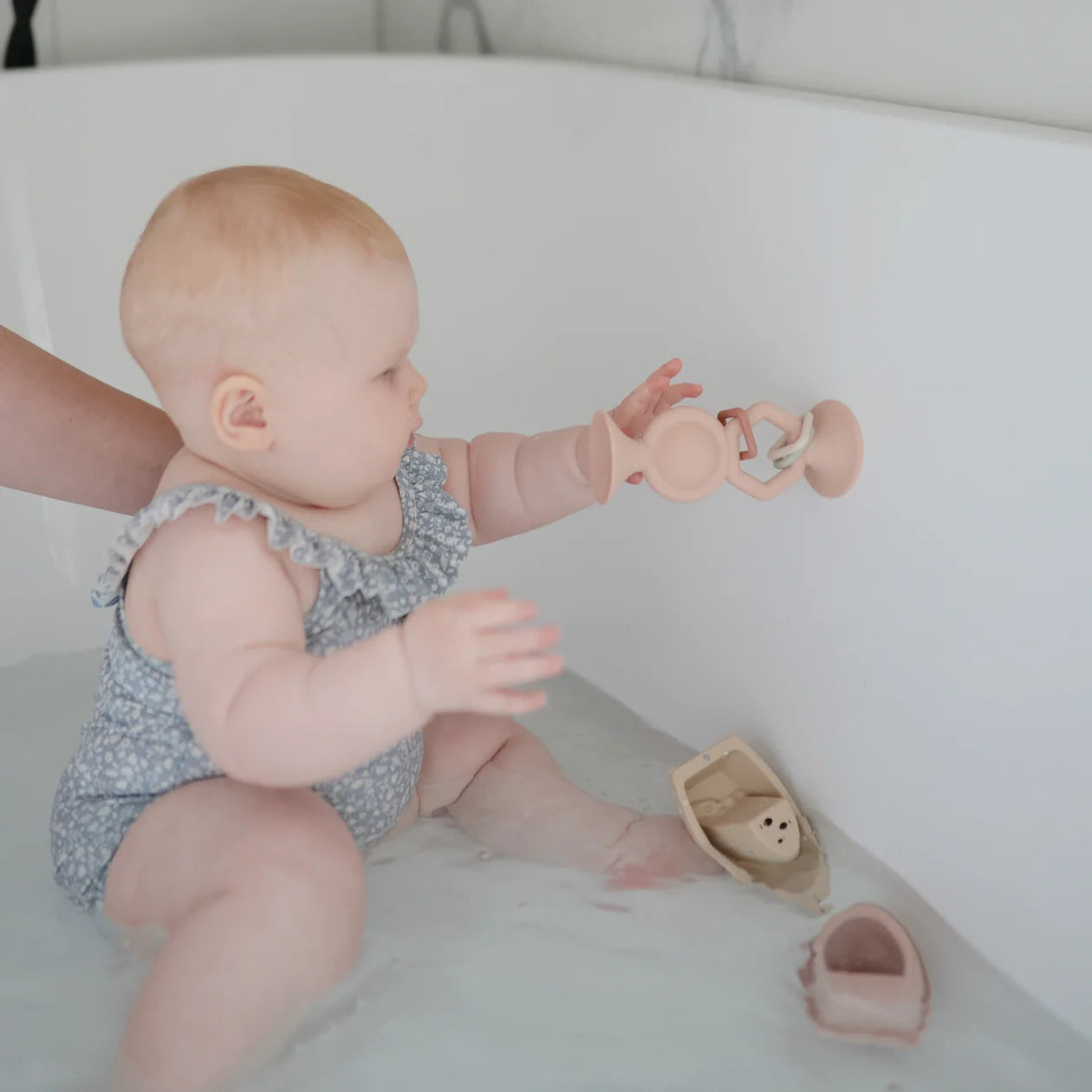 Mushie HexaPop Suction Toy - Blush