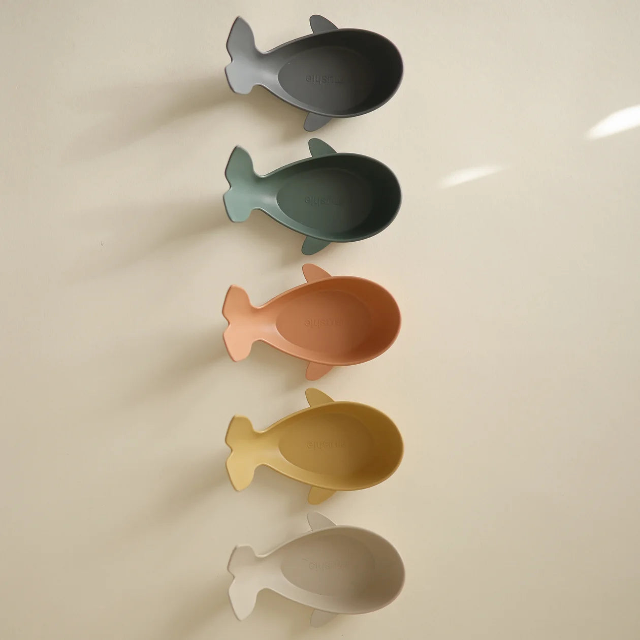 Mushie Whale Bath Stackers - Retro