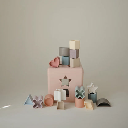 Mushie Shape Sorting Box | Petal