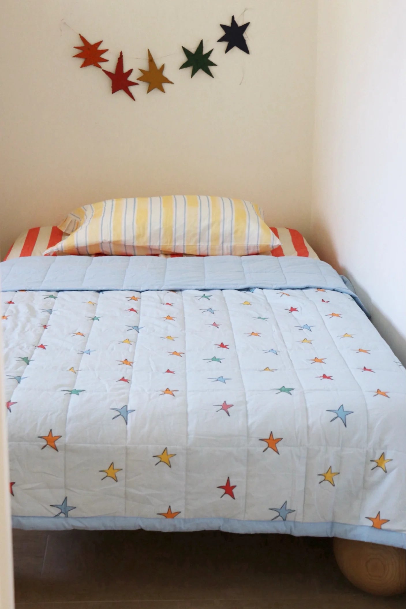 Retro Star Reversible Quilt | S/KS/D
