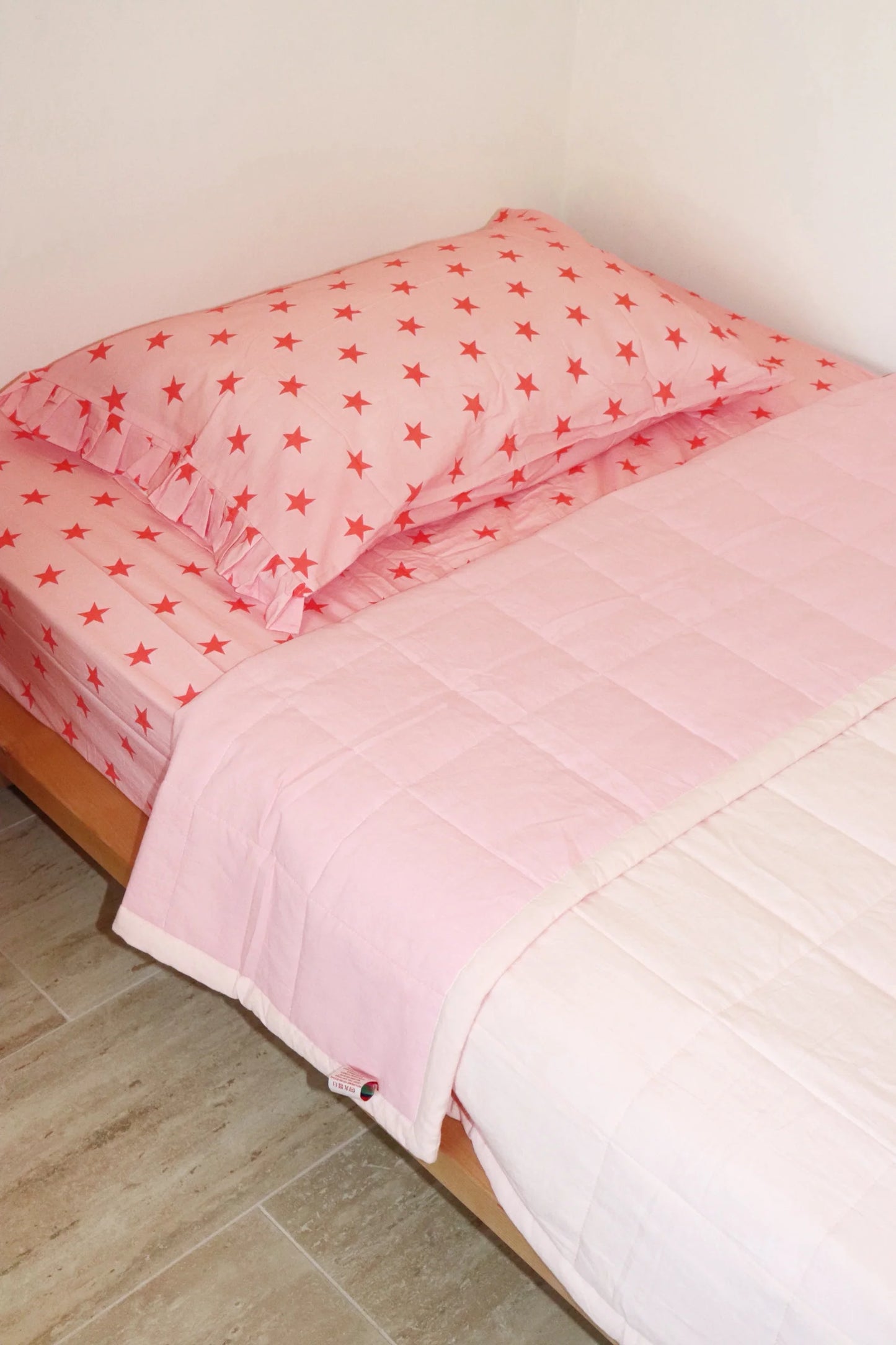 PRE ORDER - Strawberry Star Fitted Sheet | Cot Size