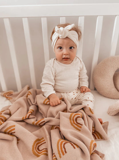 Rainbows Blanket in Oat